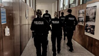 policisti