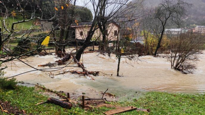 Poplave Kanal ob Soci