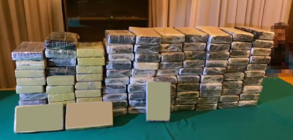 Zasezen kokain vir Guardia di finanza