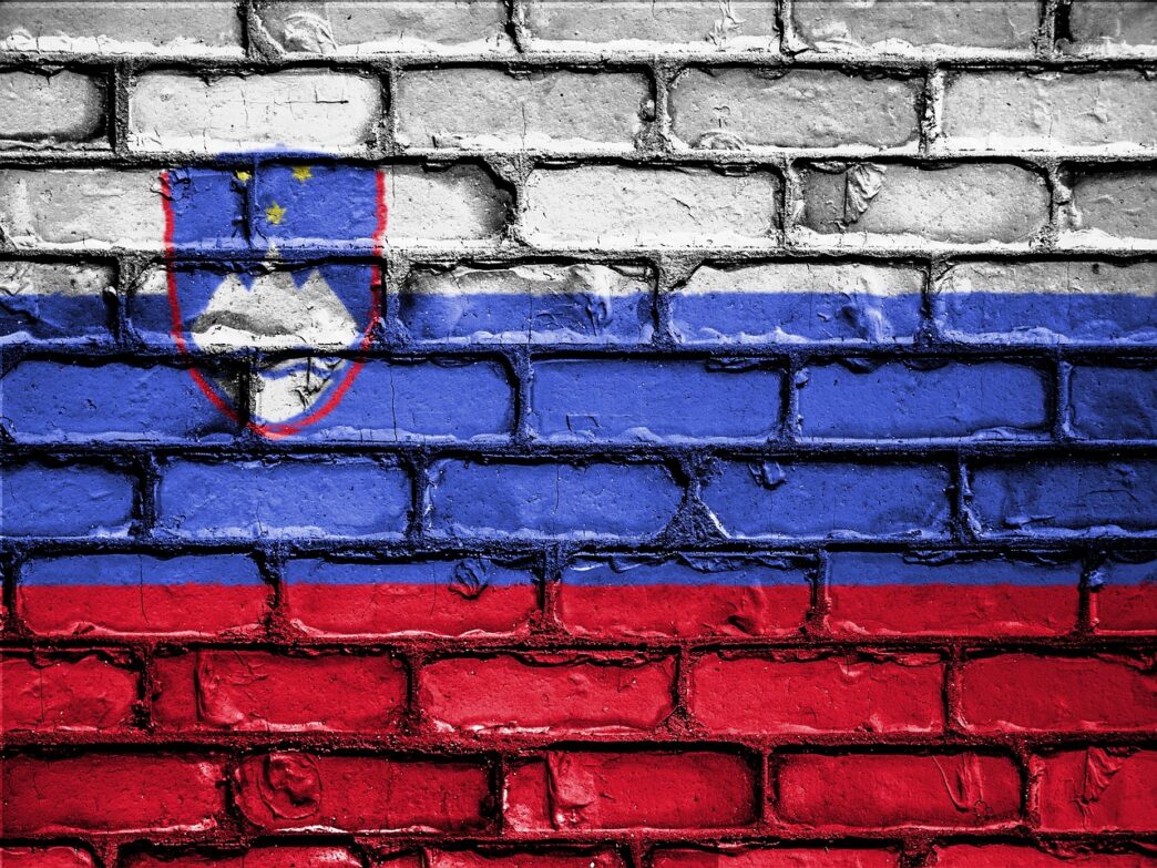 slovenia flag