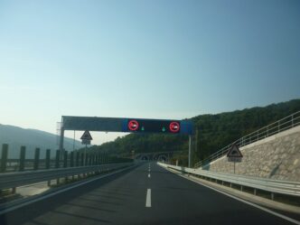 Hitra cesta H4 vir wikipedia