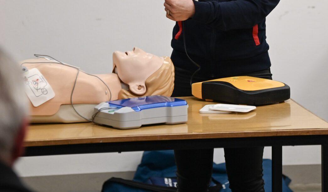 defibrilator vir MO Krsko e1771752413661