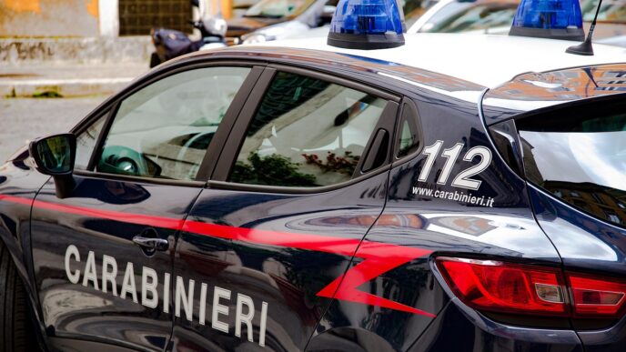 carabineri police car italian